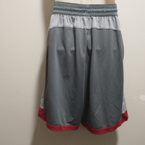 (L) Grey with Red Trim Nike Basketball Shorts - Picture 6 of 12